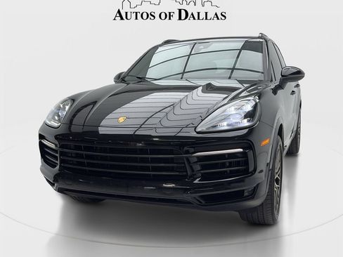 Used 2023 Porsche Cayenne Platinum Edition AWD/4WD image 4