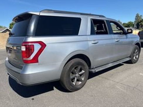 Used 2020 Ford Expedition Max XLT w/ Equipment Group 202A AWD/4WD image 5