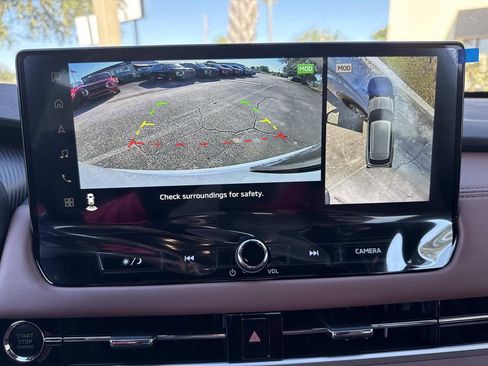 New 2025 Mitsubishi Outlander SEL image 28