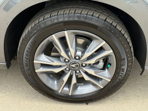 Certified 2025 Acura ADX FWD image 12