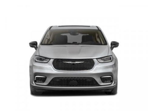 Used 2026 Chrysler Pacifica Limited FWD image 7
