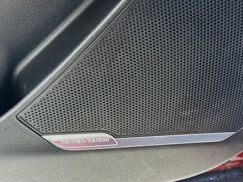 Used 2024 Kia Sportage SX image 19