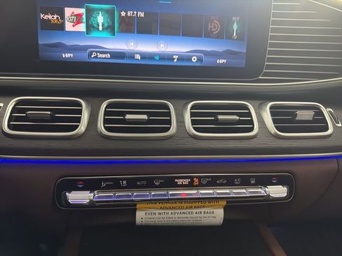 New 2026 Mercedes-Benz GLE 450e 4MATIC image 36