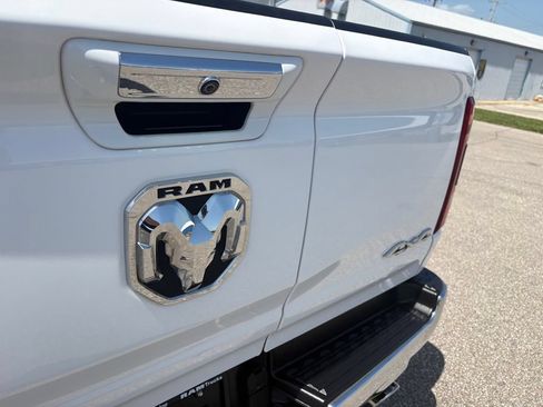Used 2022 RAM 1500 Limited AWD/4WD image 25