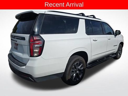 Used 2024 Chevrolet Suburban Z71 AWD/4WD image 3