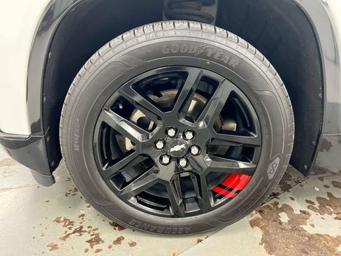 Used 2020 Chevrolet Traverse Premier w/ Redline Edition AWD/4WD image 29