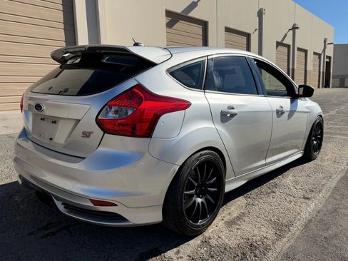 Used 2013 Ford Focus ST image 9