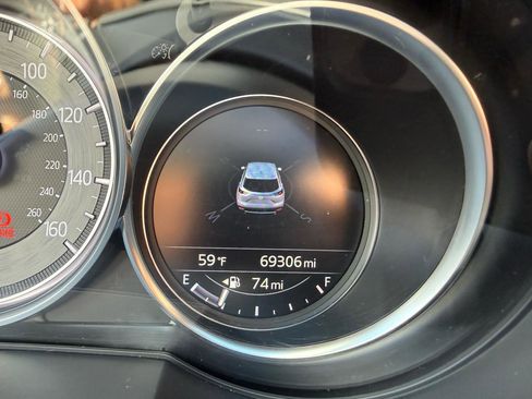 Used 2017 MAZDA CX-9 Signature image 28