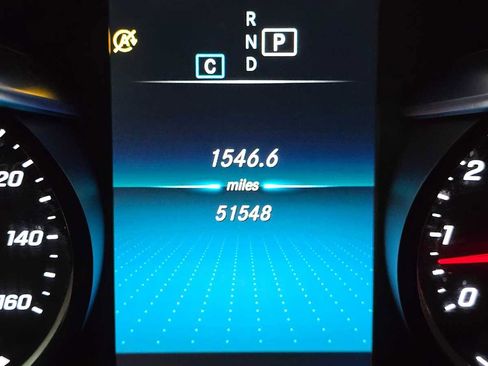 Certified 2020 Mercedes-Benz GLC 300 4MATIC image 31