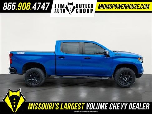 Used 2023 Chevrolet Silverado 1500 LT Trail Boss w/ Convenience Package II image 9