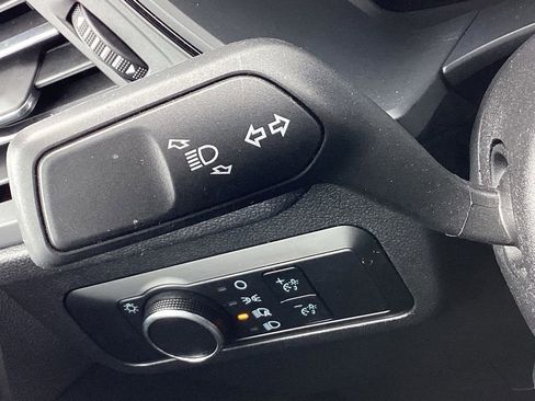 Used 2025 Ford Escape ST-Line image 28