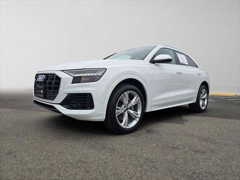 Certified 2023 Audi Q8 Premium w/ Convenience Package AWD/4WD image 7