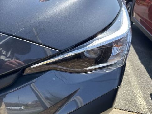 Certified 2024 Subaru Crosstrek 2.0i image 12