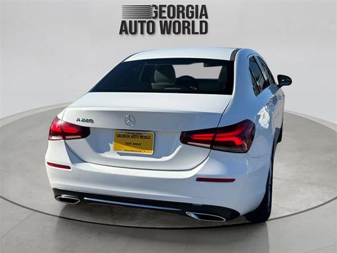 Used 2019 Mercedes-Benz A 220 image 5