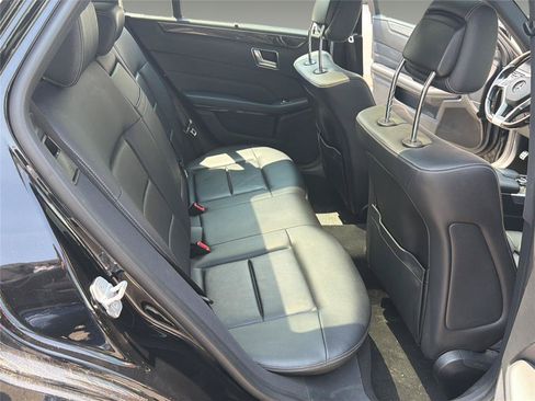 Used 2016 Mercedes-Benz E 350 4MATIC Wagon image 23