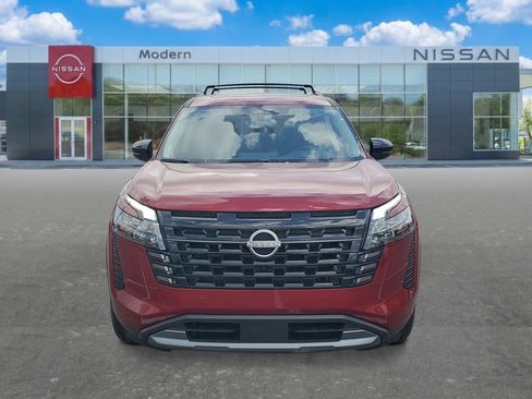 New 2026 Nissan Pathfinder Platinum FWD image 6