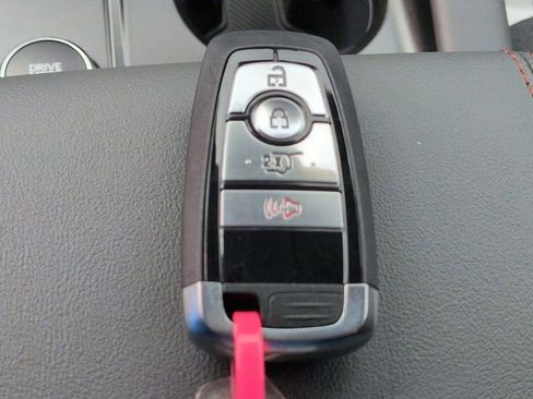 New 2025 Ford Explorer Active image 33