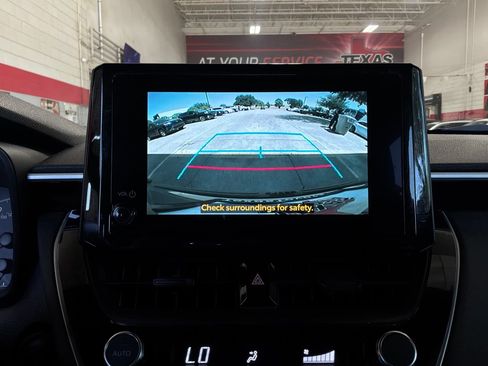 Used 2024 Toyota Corolla Cross AWD Hybrid image 36