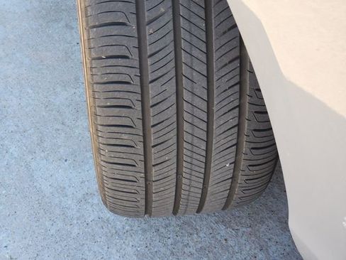 Used 2025 Honda Accord EX-L image 11