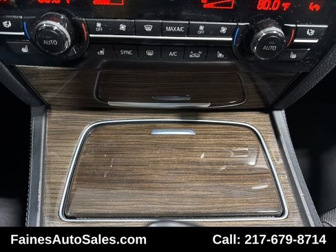 Used 2015 BMW 750Li xDrive image 95