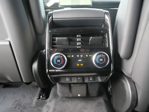 New 2026 Land Rover Range Rover Sport Dynamic SE AWD/4WD image 7