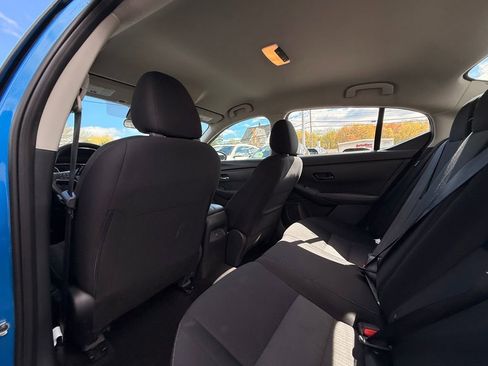Used 2024 Nissan Sentra SV FWD image 16