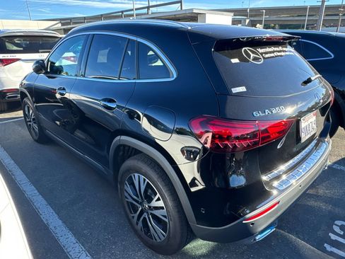 Used 2025 Mercedes-Benz GLA 250 image 8