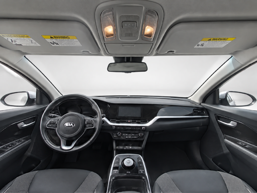 Used 2020 Kia Niro EX w/ Cold Weather Package FWD image 12