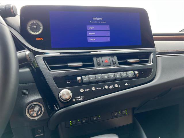 Certified 2025 Lexus ES 300h w/ Premium Package FWD image 30