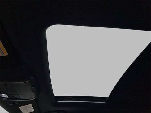 Used 2019 Chevrolet Equinox Premier image 32