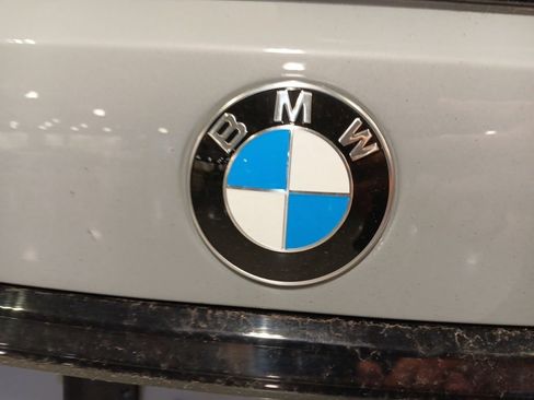 Certified 2025 BMW X7 M60i AWD/4WD image 21