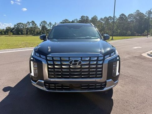 Used 2025 Hyundai Palisade Calligraphy FWD image 17