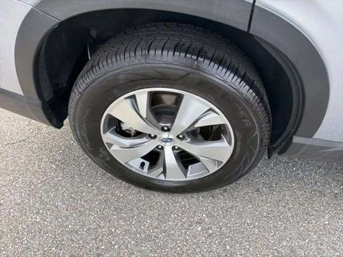 Certified 2025 Subaru Ascent Premium AWD/4WD image 29