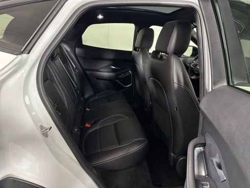 Used 2020 Jaguar E-PACE R-Dynamic S image 28
