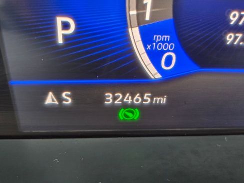 Used 2023 Volkswagen Tiguan SE image 25