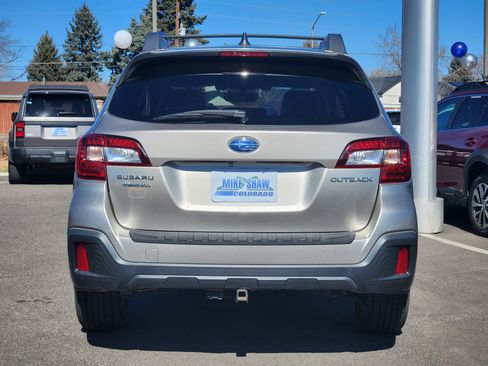 Used 2019 Subaru Outback 2.5i Premium image 6