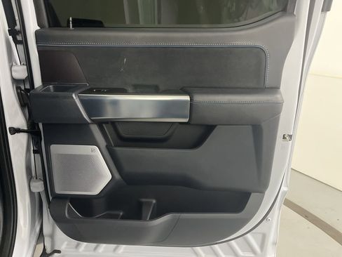 Used 2025 Ford F150 Platinum w/ Equipment Group 702A High image 27