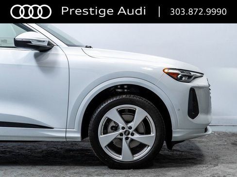 Used 2025 Audi Q5 Premium Plus w/ Premium Plus image 13