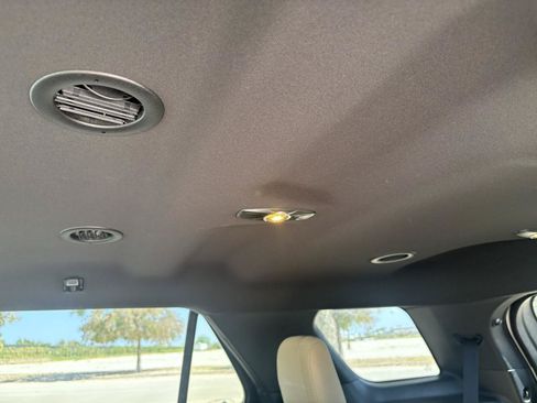 Used 2017 Ford Explorer FWD image 47