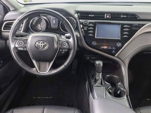 Used 2018 Toyota Camry SE image 8