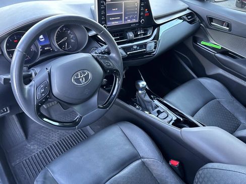Used 2021 Toyota C-HR Limited image 21