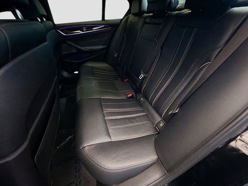 Used 2018 BMW 540i w/ M Sport Package image 13