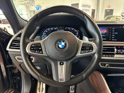 Used 2023 BMW X6 M50i AWD/4WD image 18