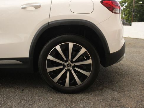Used 2023 Mercedes-Benz GLA 250 w/ Premium Package image 10