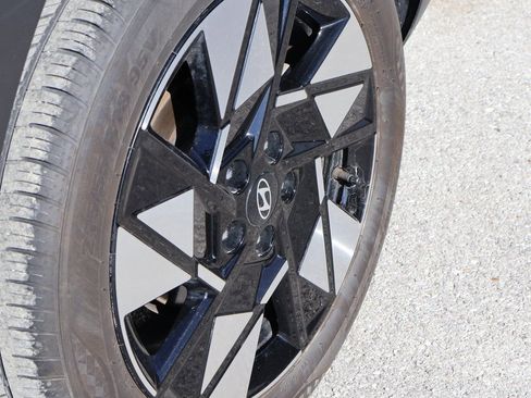 Used 2025 Hyundai Kona SEL image 37