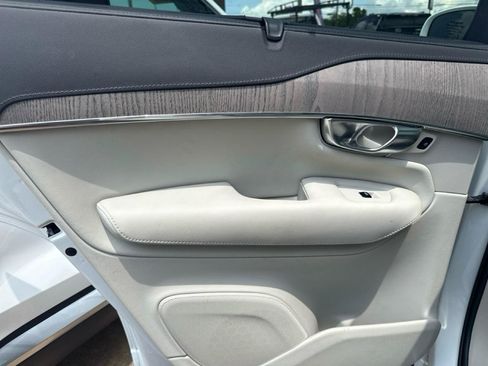 Used 2021 Volvo XC90 T8 Inscription w/ Protection Package Premier AWD/4WD image 40