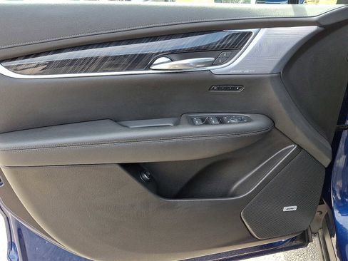 Certified 2023 Cadillac XT6 Premium Luxury image 15