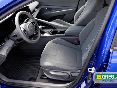 Used 2021 Hyundai Elantra SEL w/ Convenience Package FWD image 7