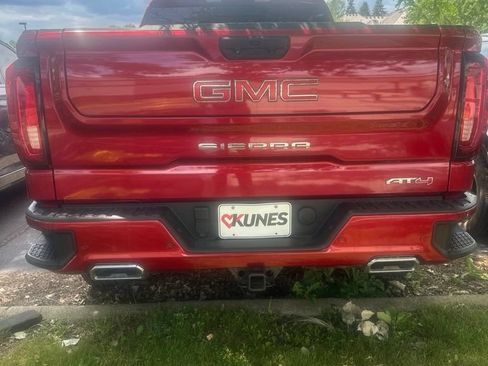 Used 2023 GMC Sierra 1500 AT4 w/ AT4 Preferred Package AWD/4WD image 10