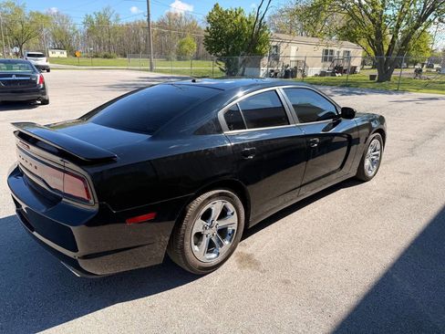 Used 2013 Dodge Charger SXT Plus RWD image 5